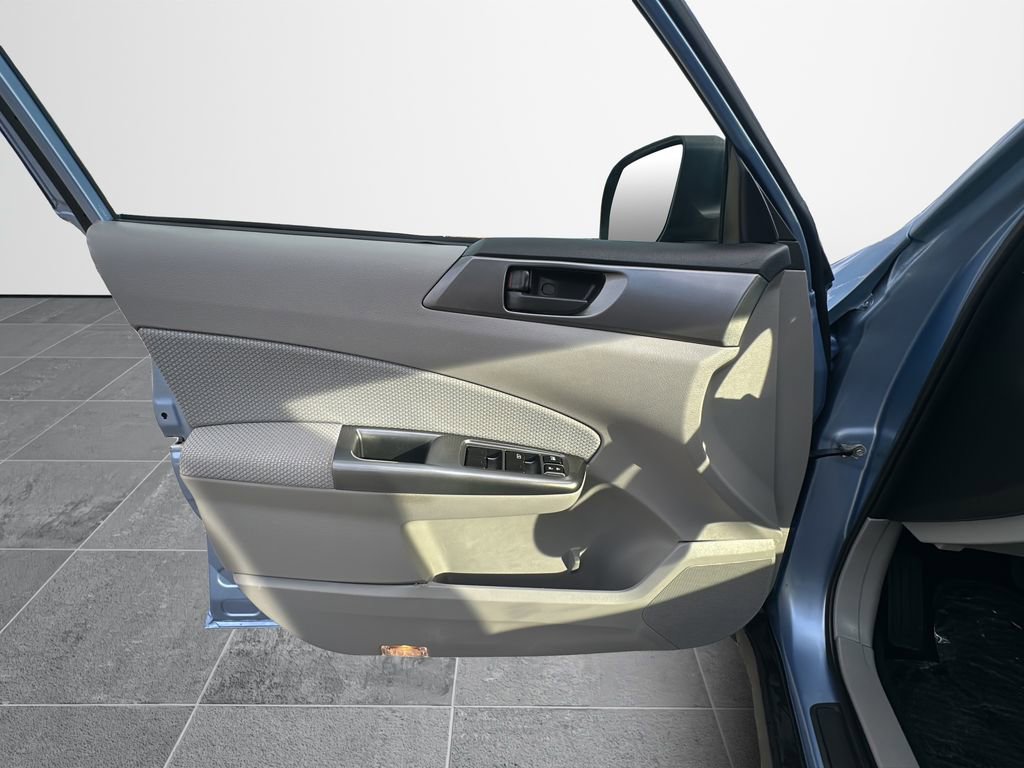 Used 2012 Subaru Forester 2.5X image 33