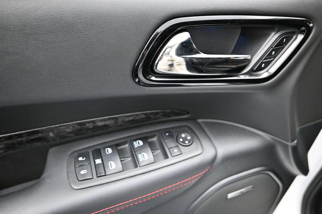 Used 2023 Dodge Durango R/T w/ Tow 'N Go Group AWD/4WD image 17