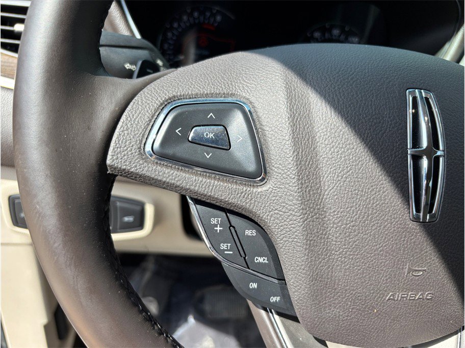 Used 2018 Lincoln MKC Reserve w/ Lincoln MKC Climate Package FWD image 27