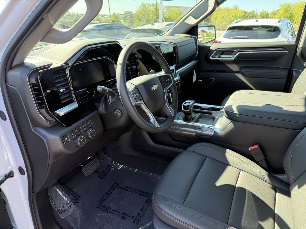 New 2026 Chevrolet Silverado 1500 LTZ w/ LTZ Convenience Package II image 16