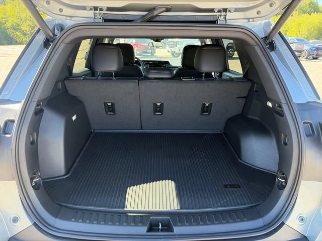 New 2027 GMC Terrain Elevation w/ Elevation Premium Package AWD/4WD image 6