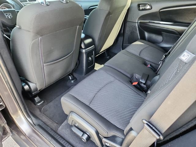 Used 2019 Dodge Journey SE w/ Blacktop Package image 25