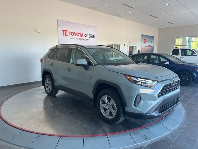 Used 2023 Toyota RAV4 XLE w/ Convenience Package AWD/4WD video 1