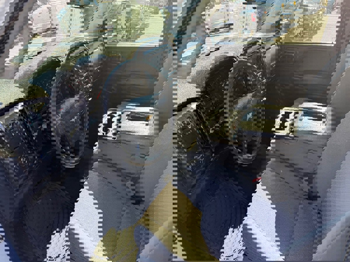 Used 2017 Chevrolet Silverado 3500 W/T image 16