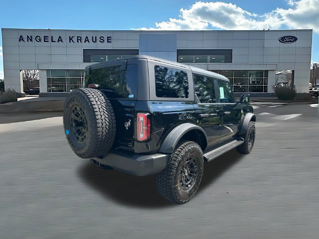 New 2026 Ford Bronco Outer Banks w/ Sasquatch Package AWD/4WD image 8