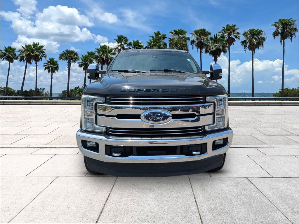 Used 2018 Ford F250 Lariat w/ Lariat Ultimate Package AWD/4WD image 2