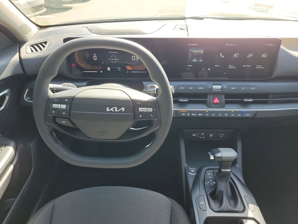 New 2026 Kia K4 FWD image 17