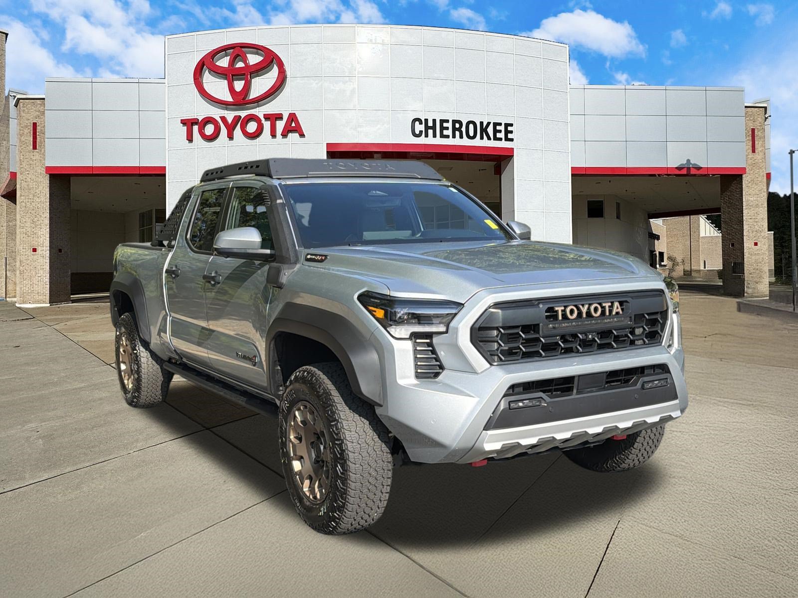 Used 2025 Toyota Tacoma 4x4 Double Cab Hybrid image 3