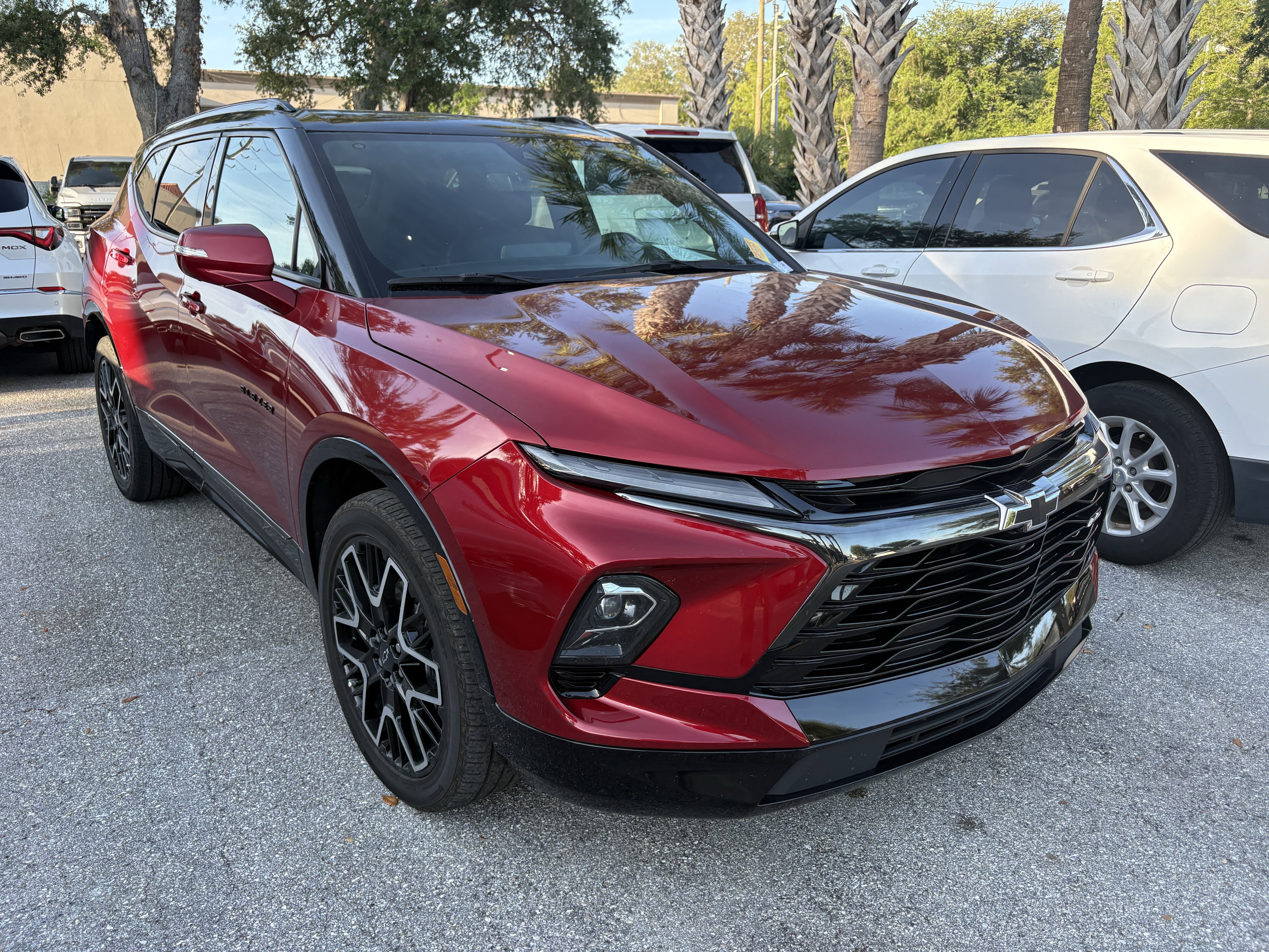 Used 2023 Chevrolet Blazer RS w/ Driver Confidence II Package FWD image 1