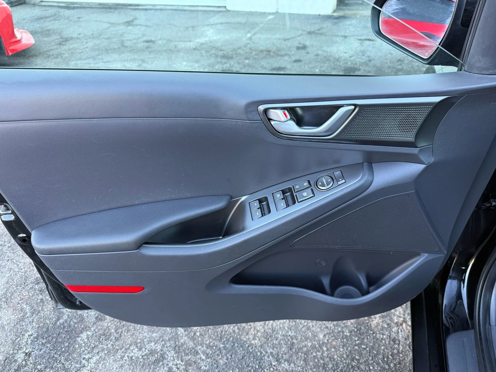 Used 2022 Hyundai Ioniq Blue image 15