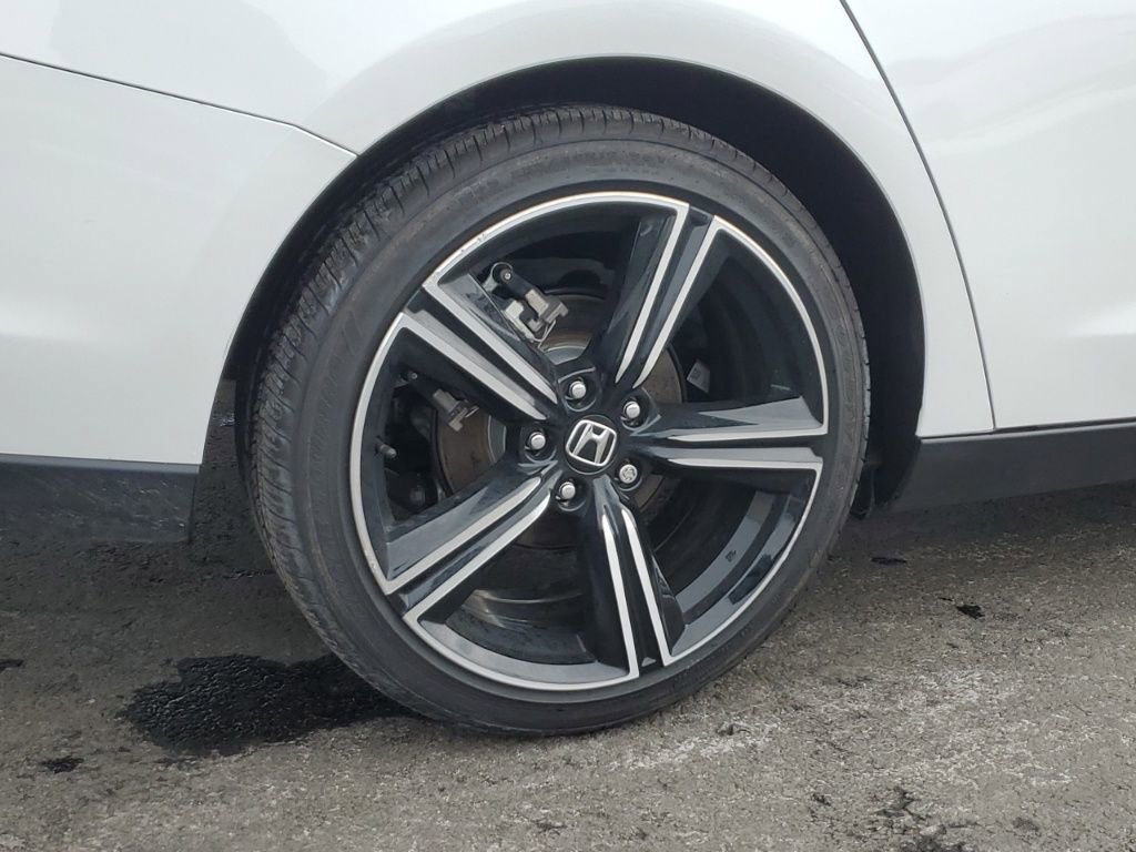 Certified 2025 Honda Accord Sport image 9