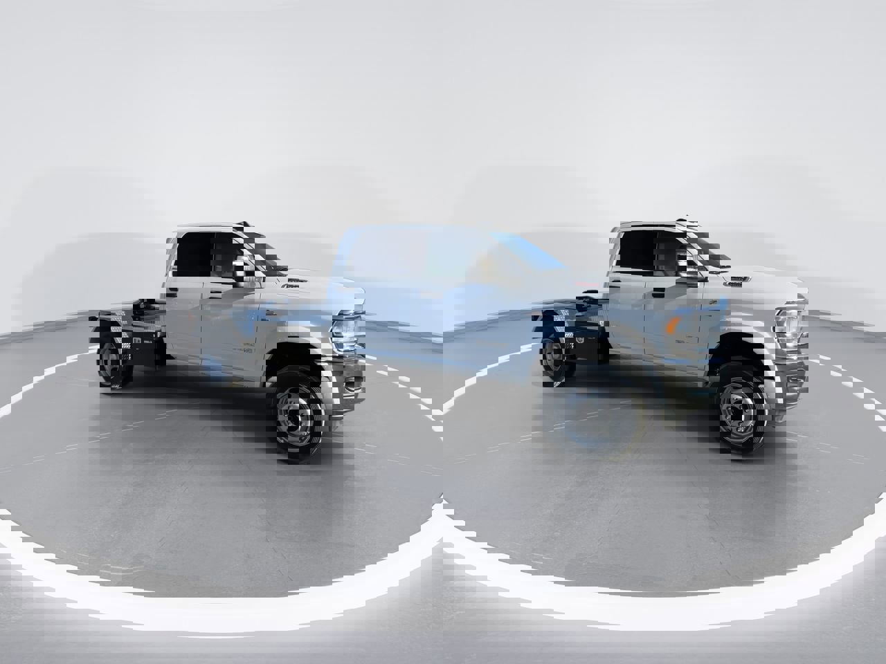 Used 2024 RAM 4500 SLT w/ Quick Order Package 2YG SLT image 25