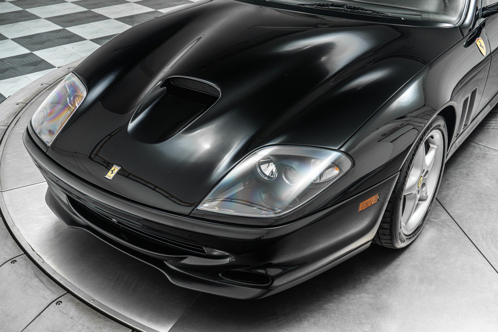 Used 1998 Ferrari 550 Maranello Coupe RWD image 32