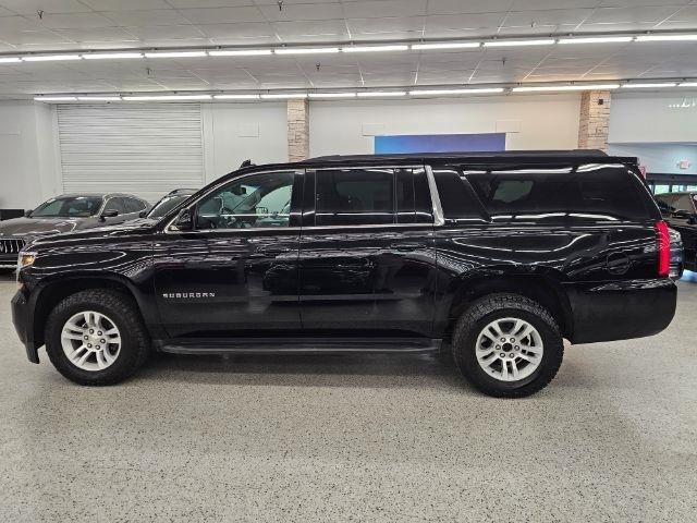 Used 2018 Chevrolet Suburban LT AWD/4WD image 4