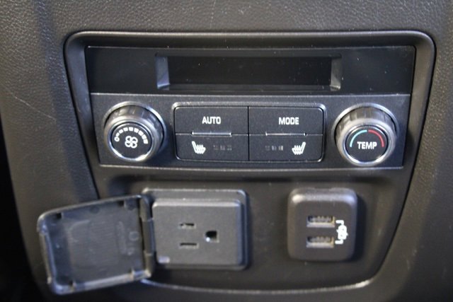 Used 2022 Buick Enclave Premium image 32