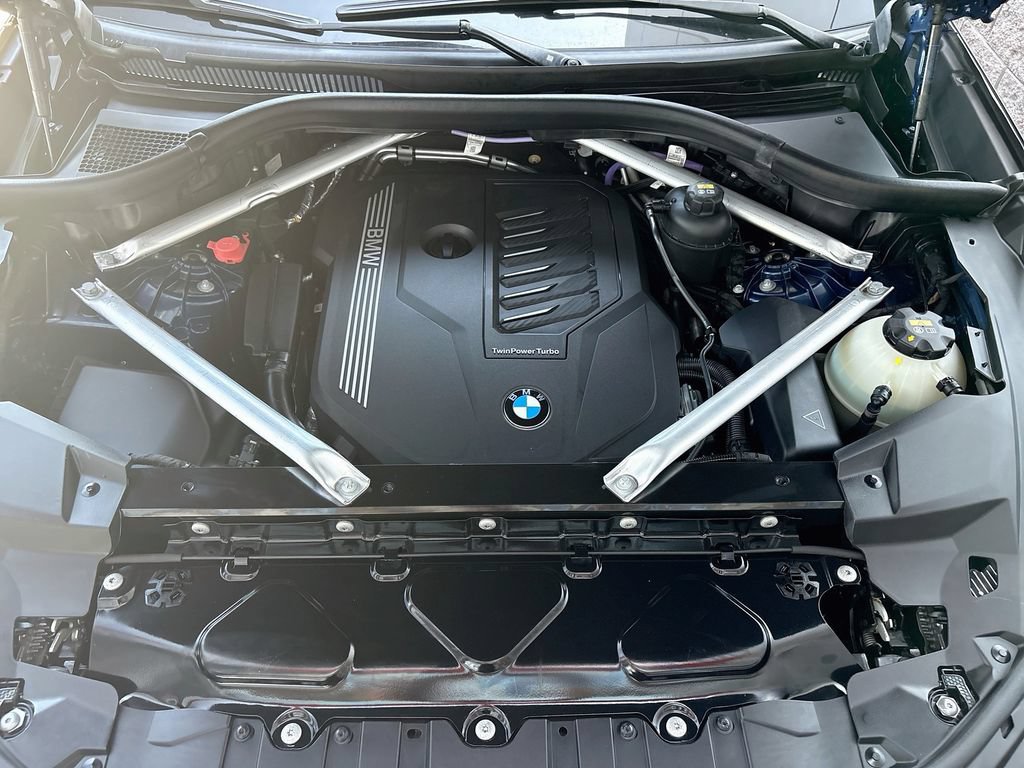 Used 2023 BMW X5 xDrive40i w/ M Sport Package AWD/4WD image 29