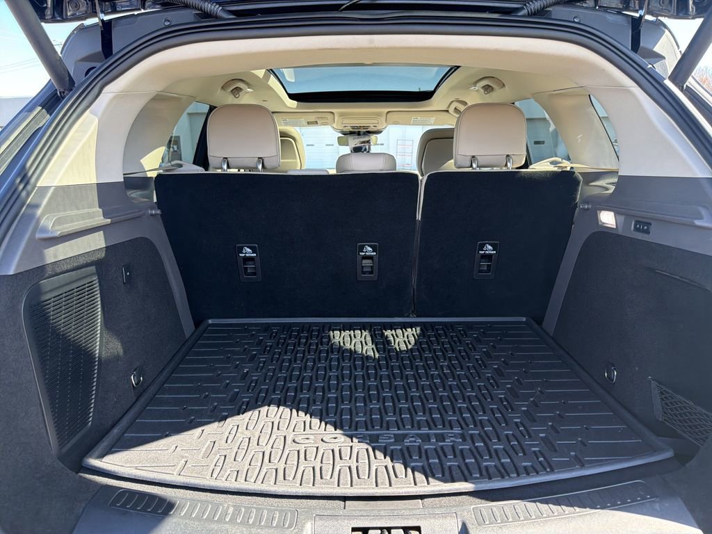 Used 2020 Lincoln Corsair Reserve w/ Equipment Group 201A image 29