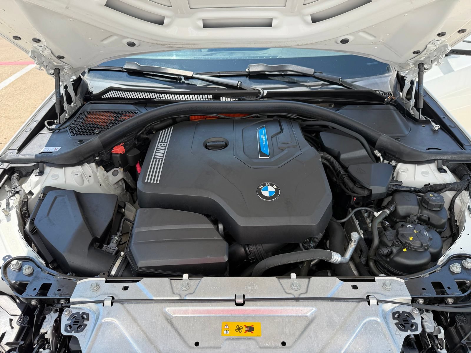Used 2023 BMW 330e w/ Driving Assistance Package RWD image 28