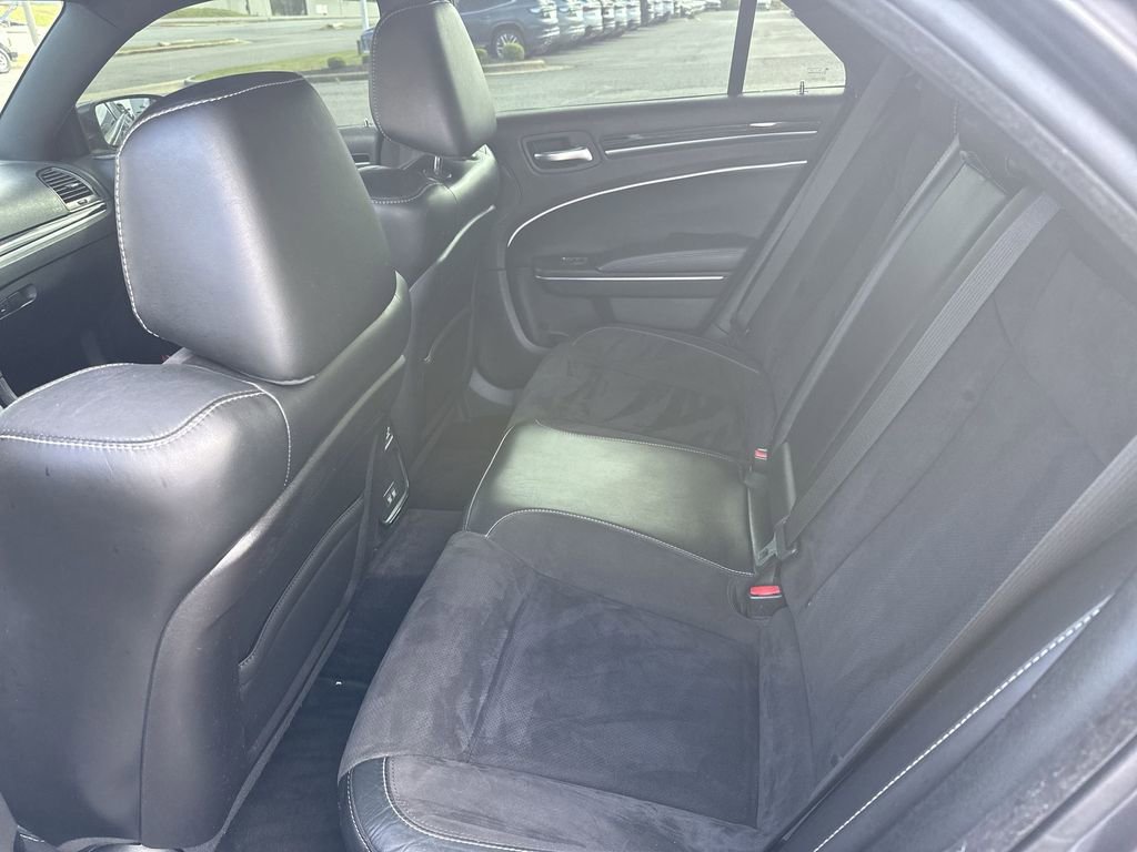 Used 2017 Chrysler 300 S w/ 300S Premium Group image 32