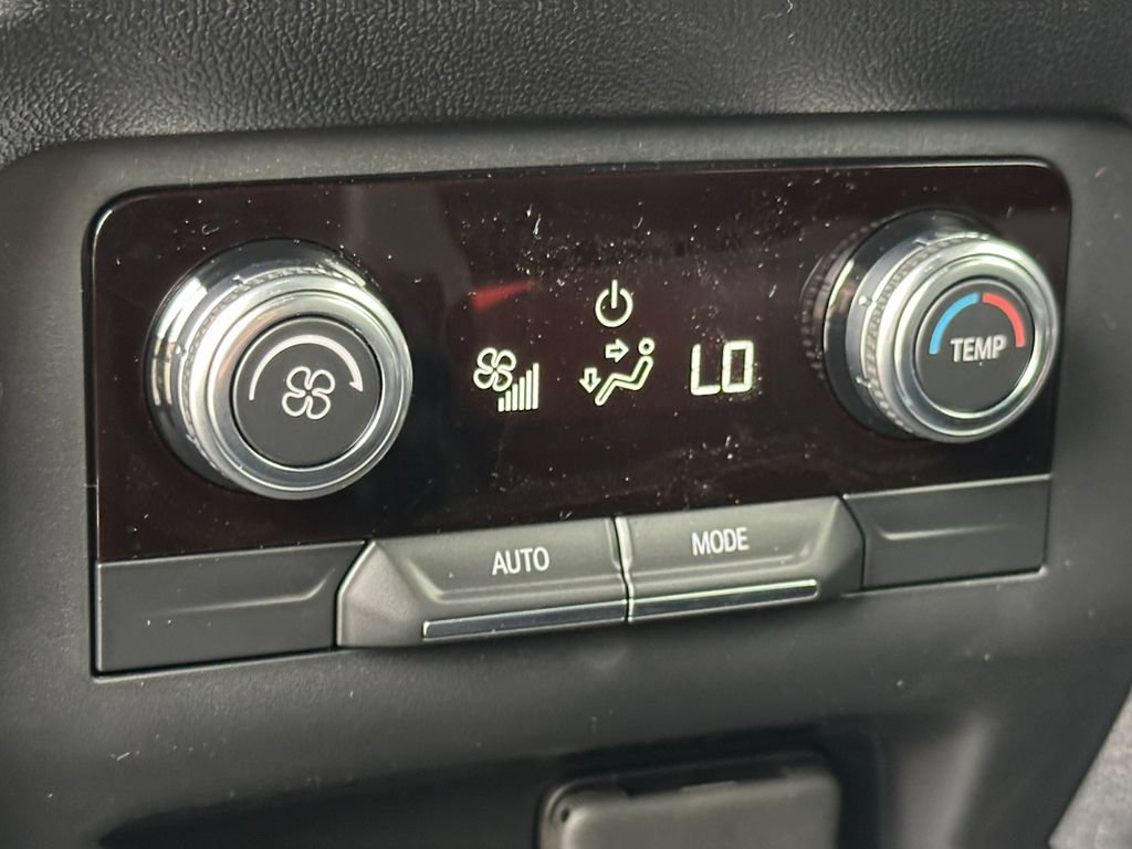 New 2026 GMC Acadia Elevation w/ Elevation Premium Package AWD/4WD image 40