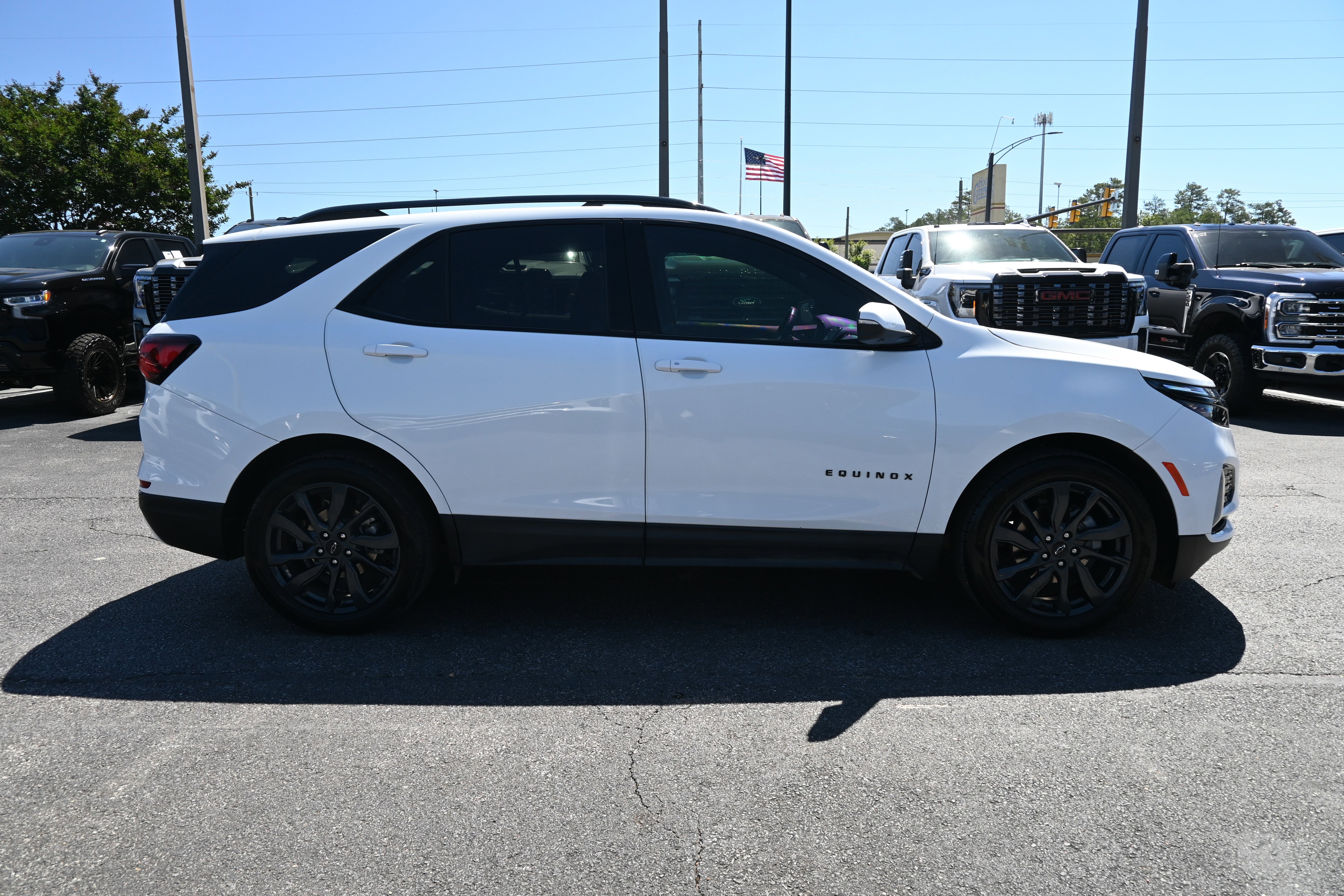 Used 2024 Chevrolet Equinox RS w/ RS Leather Package FWD image 11