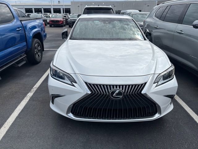 Used 2021 Lexus ES 250 w/ Premium Package AWD/4WD image 2