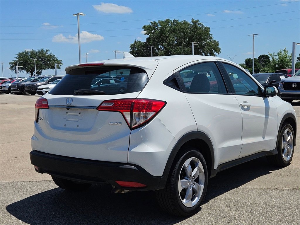 Used 2022 Honda HR-V LX image 8