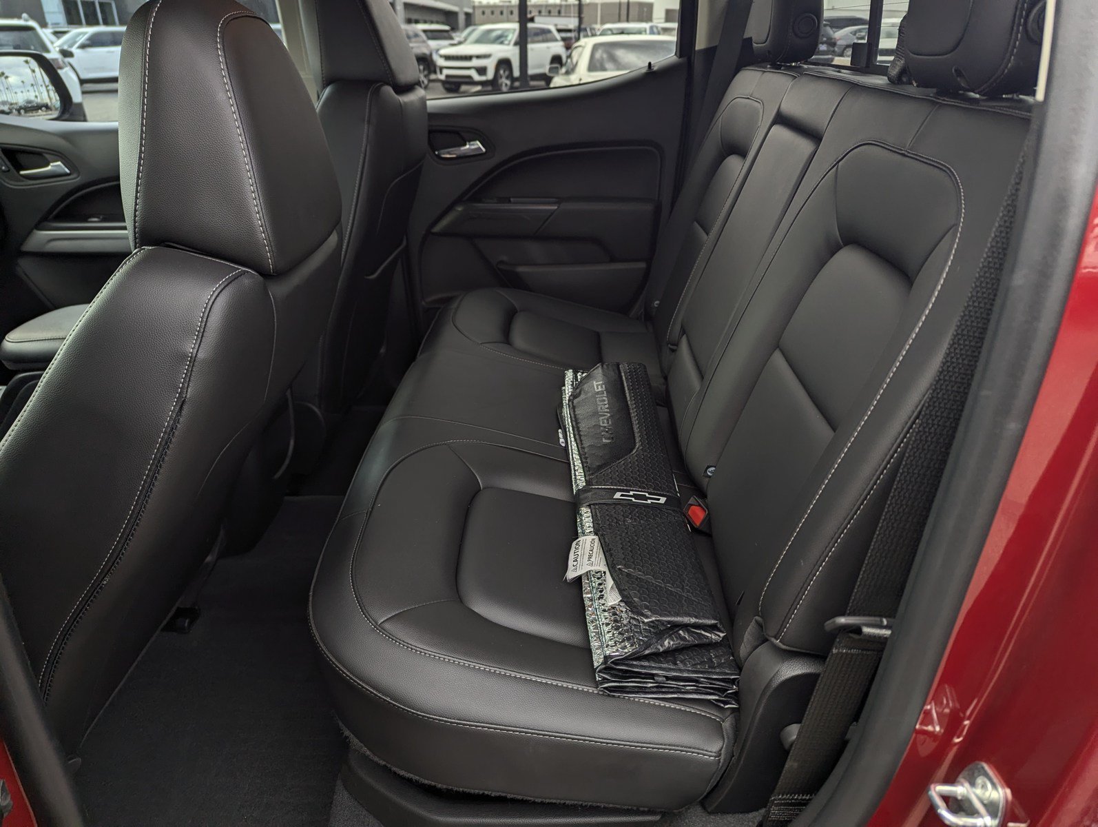 Used 2022 Chevrolet Colorado LT w/ Luxury Package RWD image 9