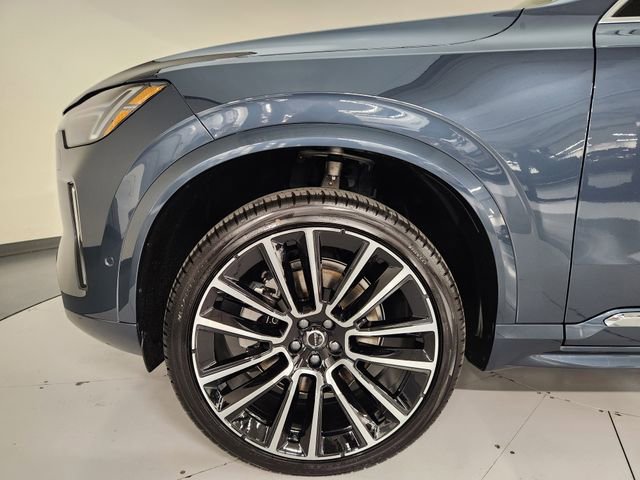 New 2026 Volvo XC90 B6 Plus w/ Protection Package Premier image 11
