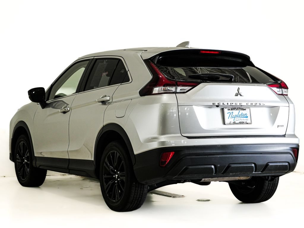 Used 2024 Mitsubishi Eclipse Cross LE AWD/4WD image 8