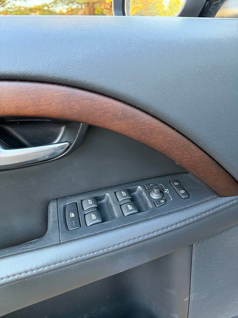 Used 2011 Volvo S80 3.2 w/ Climate Pkg FWD image 19