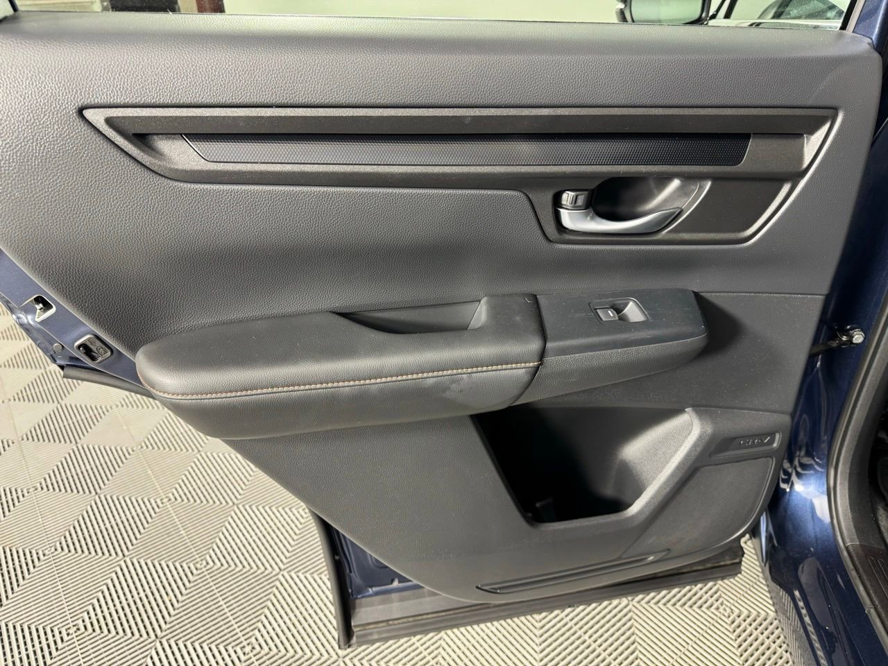 Used 2023 Honda CR-V Sport image 24