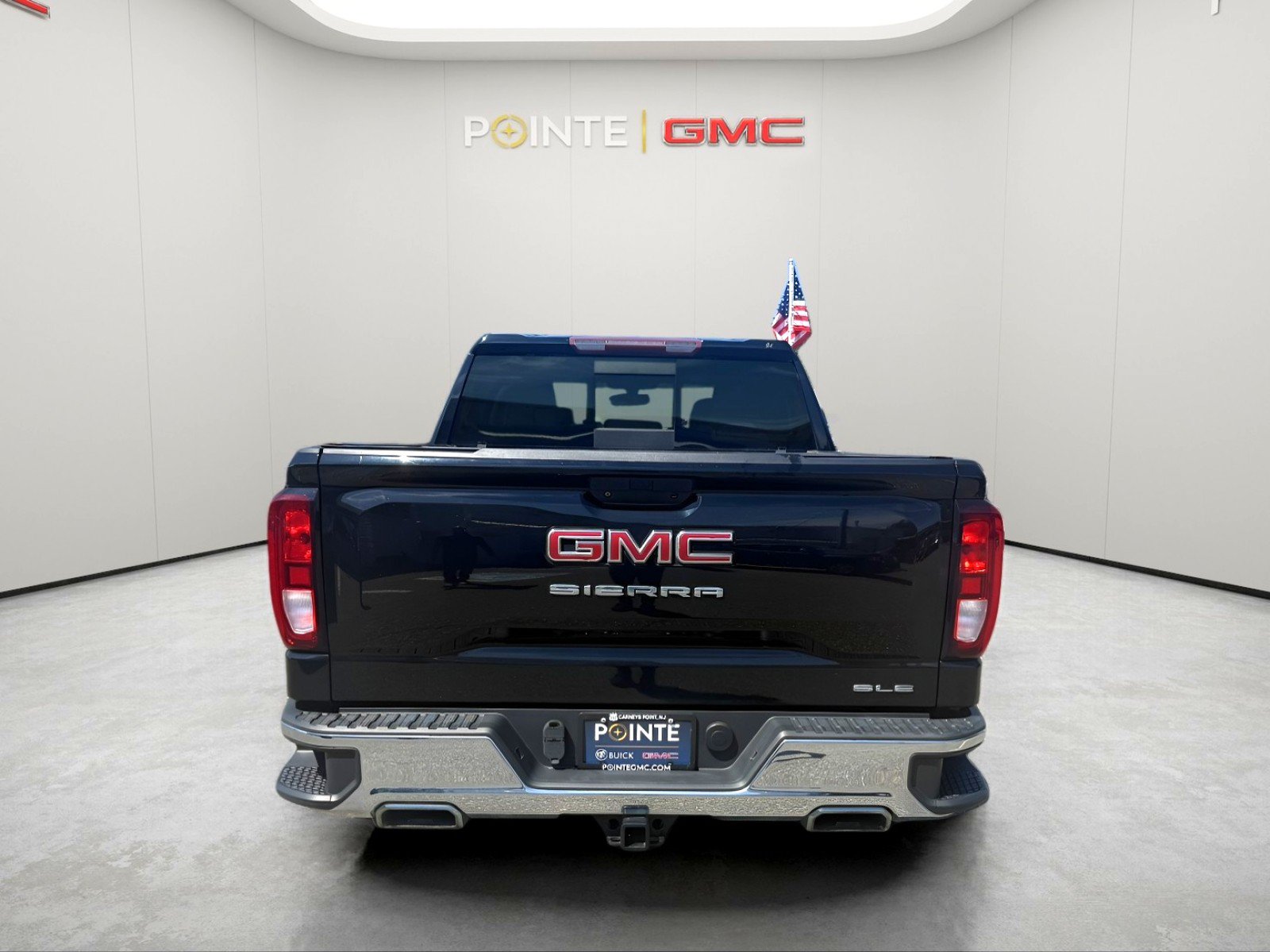 Used 2021 GMC Sierra 1500 SLE w/ X31 Off-Road Package AWD/4WD image 4
