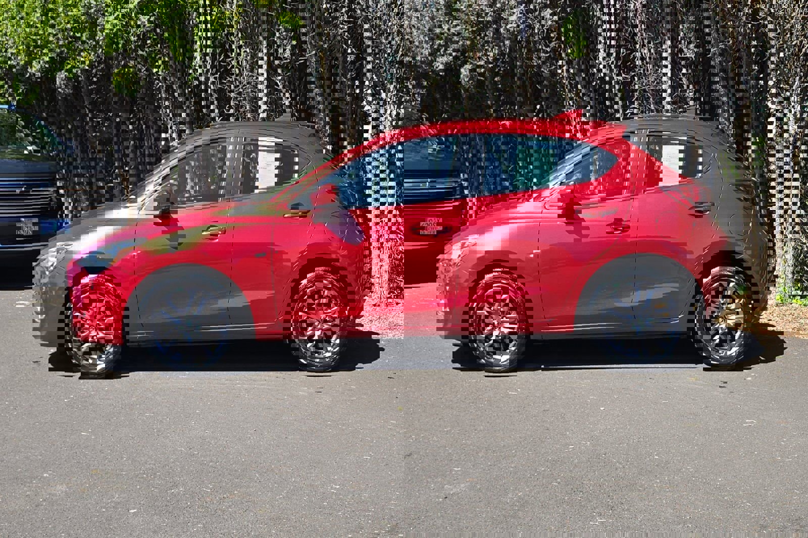 Used 2020 Toyota Yaris LE FWD image 7