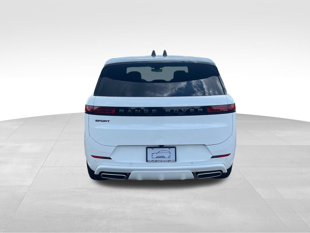 New 2026 Land Rover Range Rover Sport Dynamic SE AWD/4WD image 4