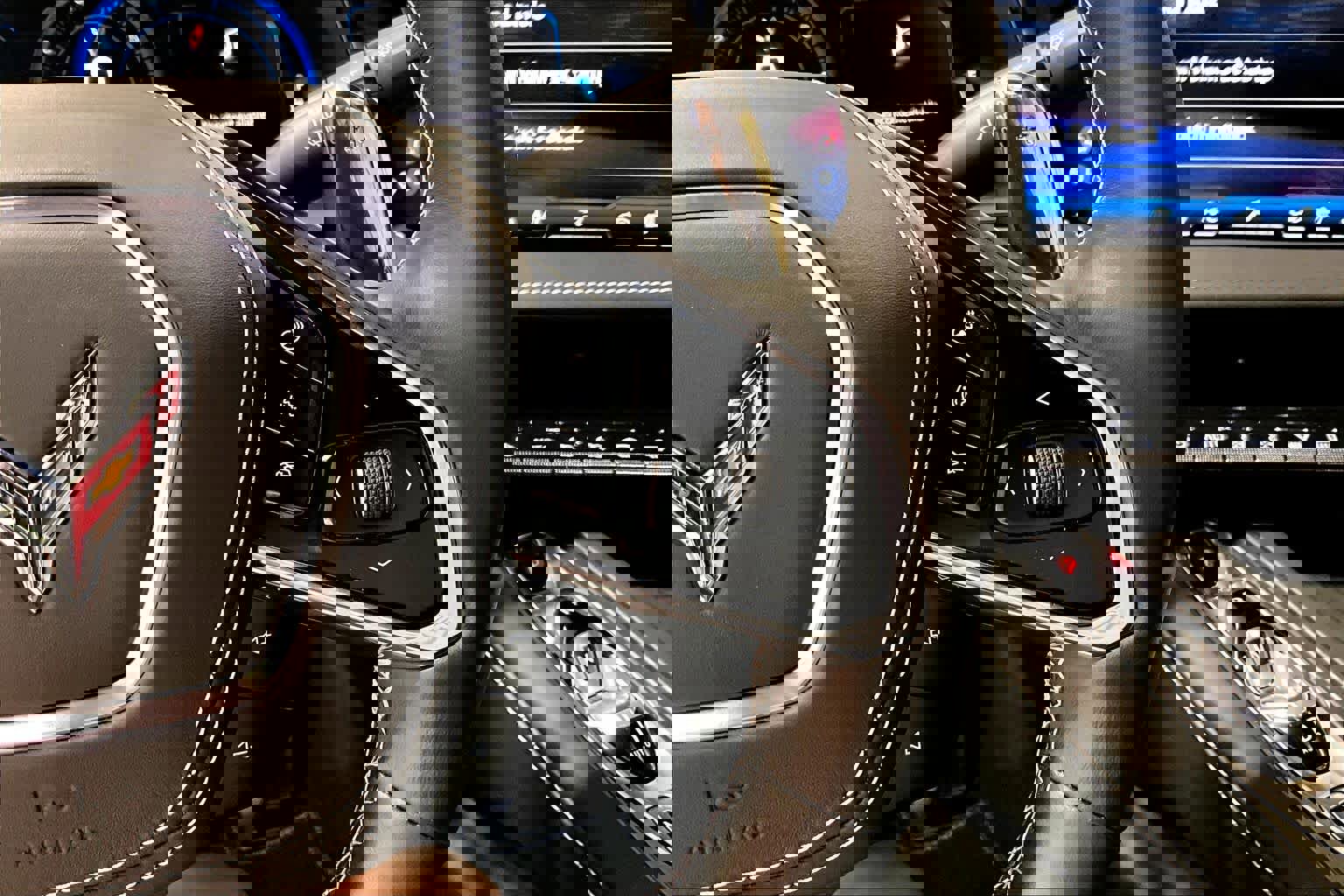 Used 2026 Chevrolet Corvette Stingray Premium Conv w/ Z51 Performance Package image 25