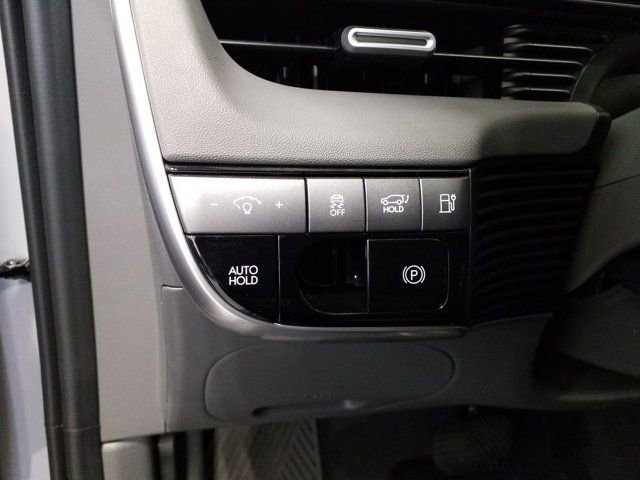 Certified 2025 Hyundai Ioniq 5 SEL image 12