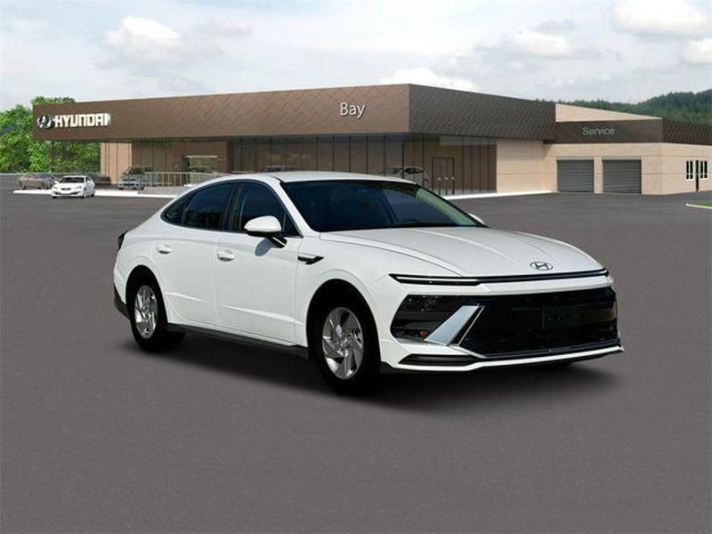 New 2025 Hyundai Sonata SE FWD image 11