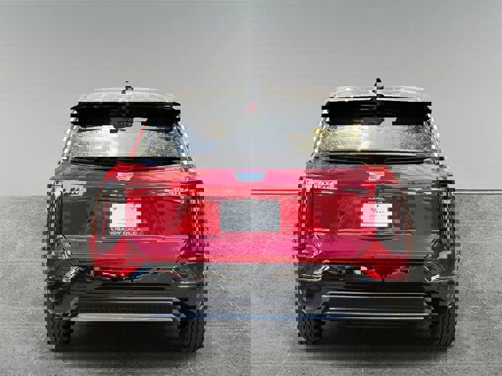 New 2025 Cadillac Optiq Sport 1 image 10