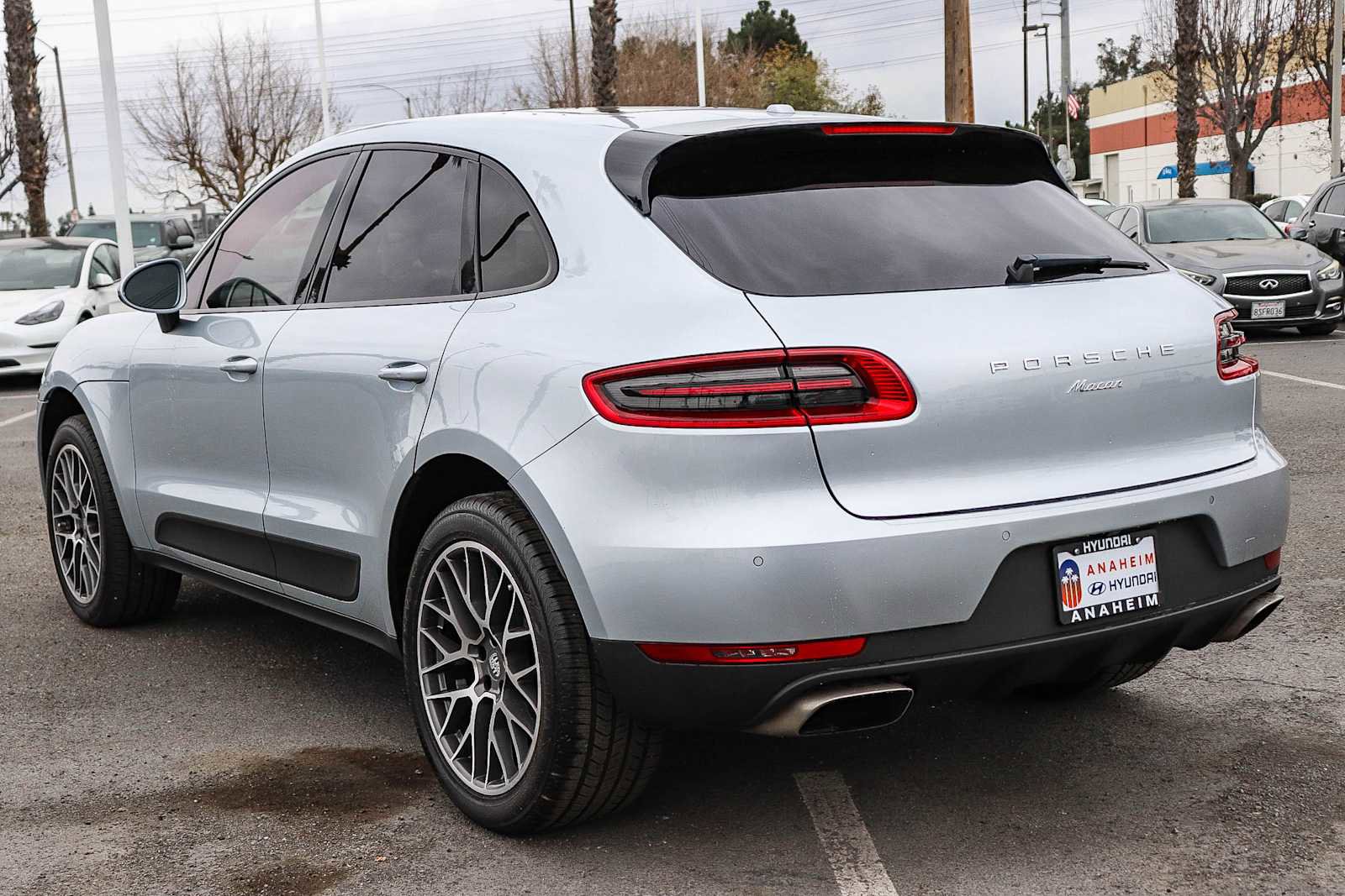 Used 2017 Porsche Macan image 6