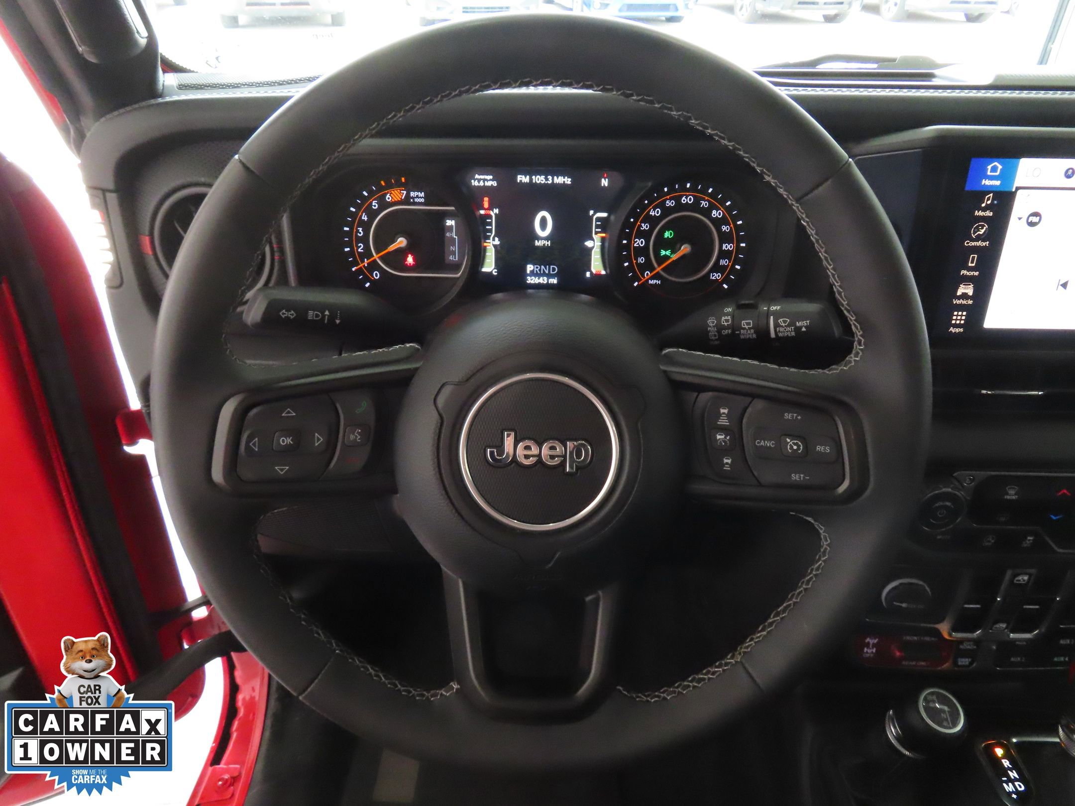 Used 2025 Jeep Wrangler Unlimited Rubicon AWD/4WD image 16