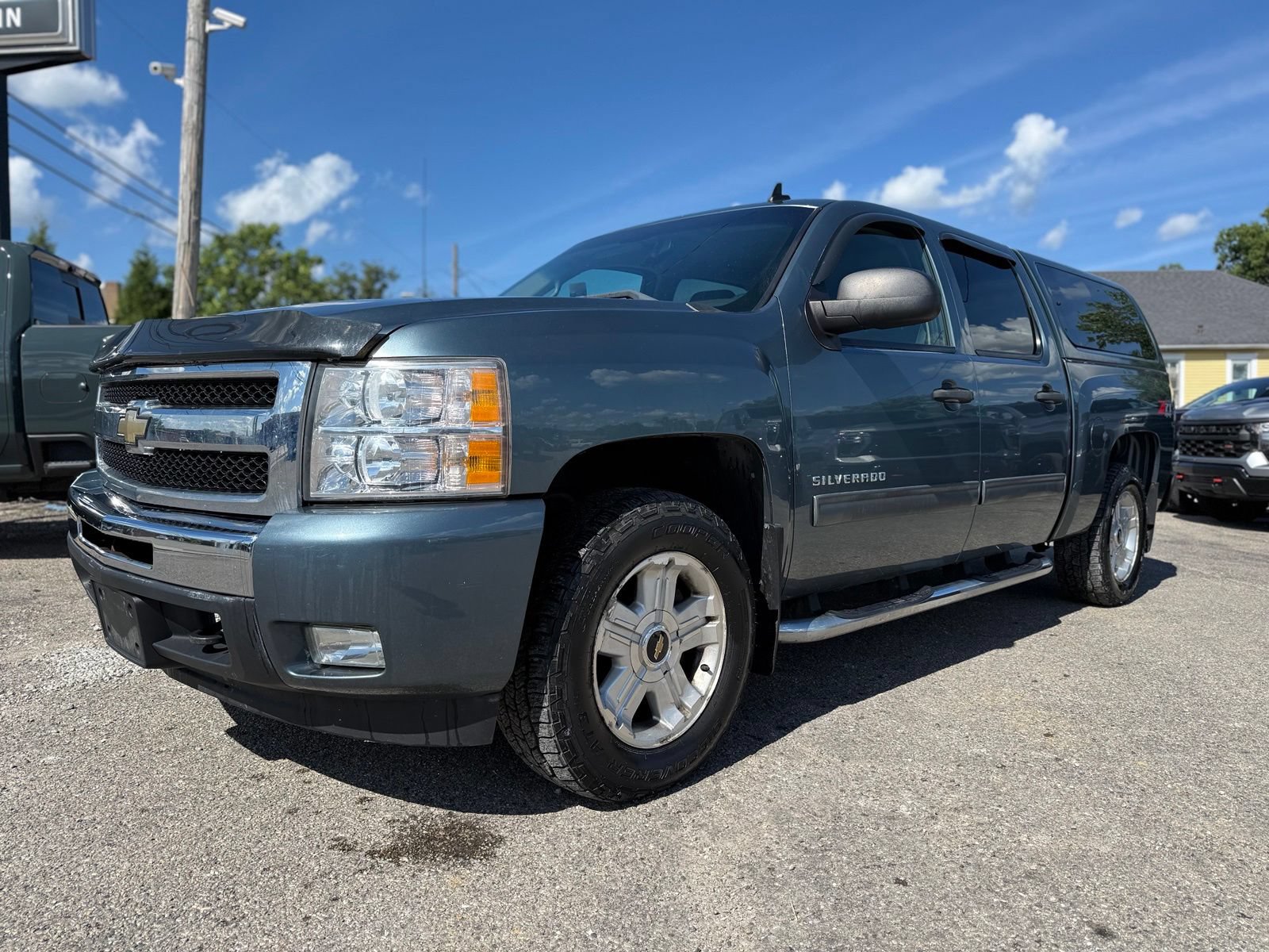 Used 2011 Chevrolet Silverado 1500 LT w/ All-Star Edition AWD/4WD image 2