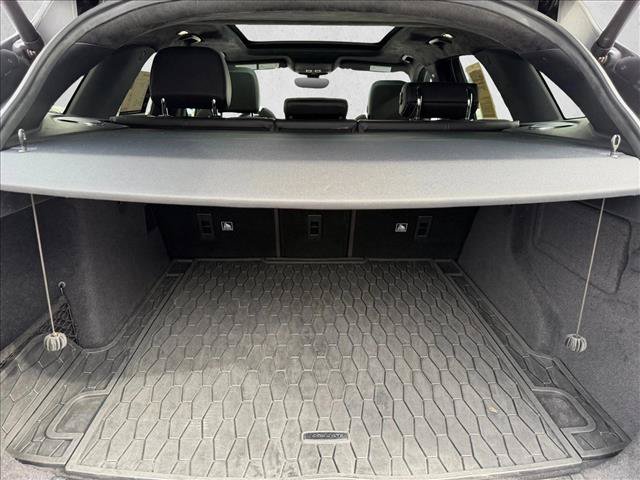 Used 2019 Jaguar F-PACE S AWD/4WD image 6