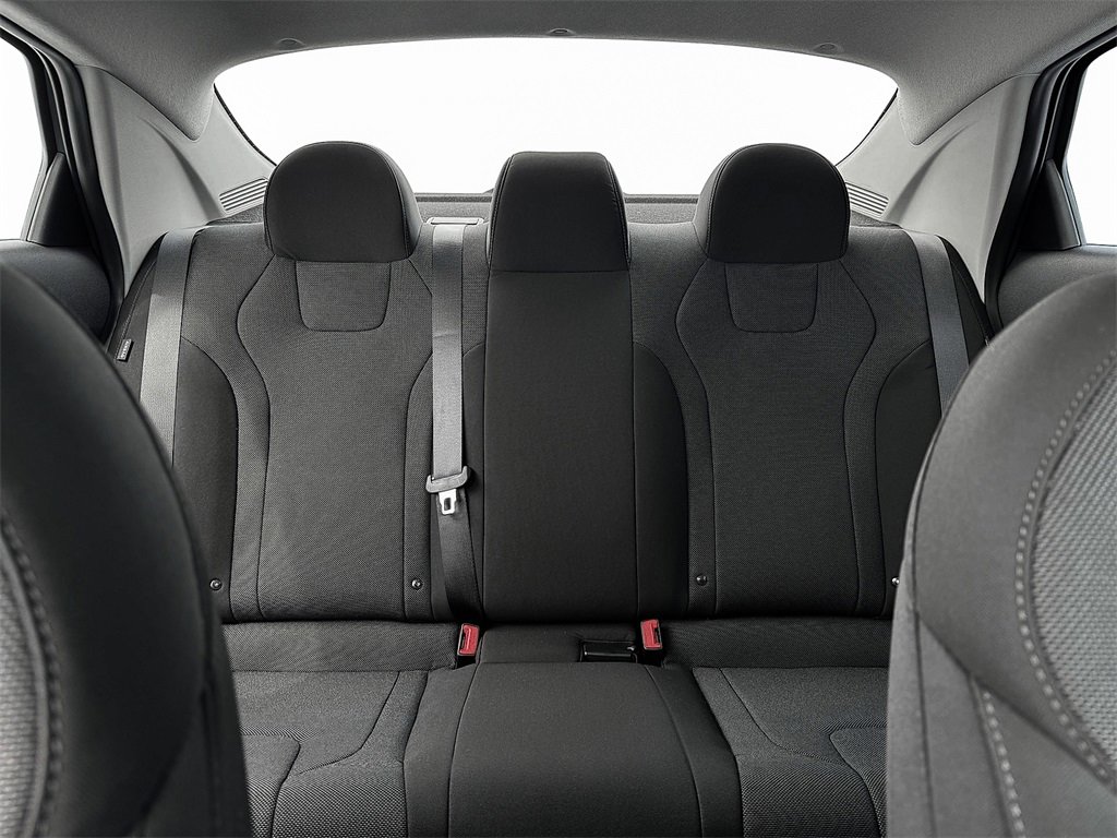New 2025 Hyundai Elantra SE w/ Cargo Package image 16