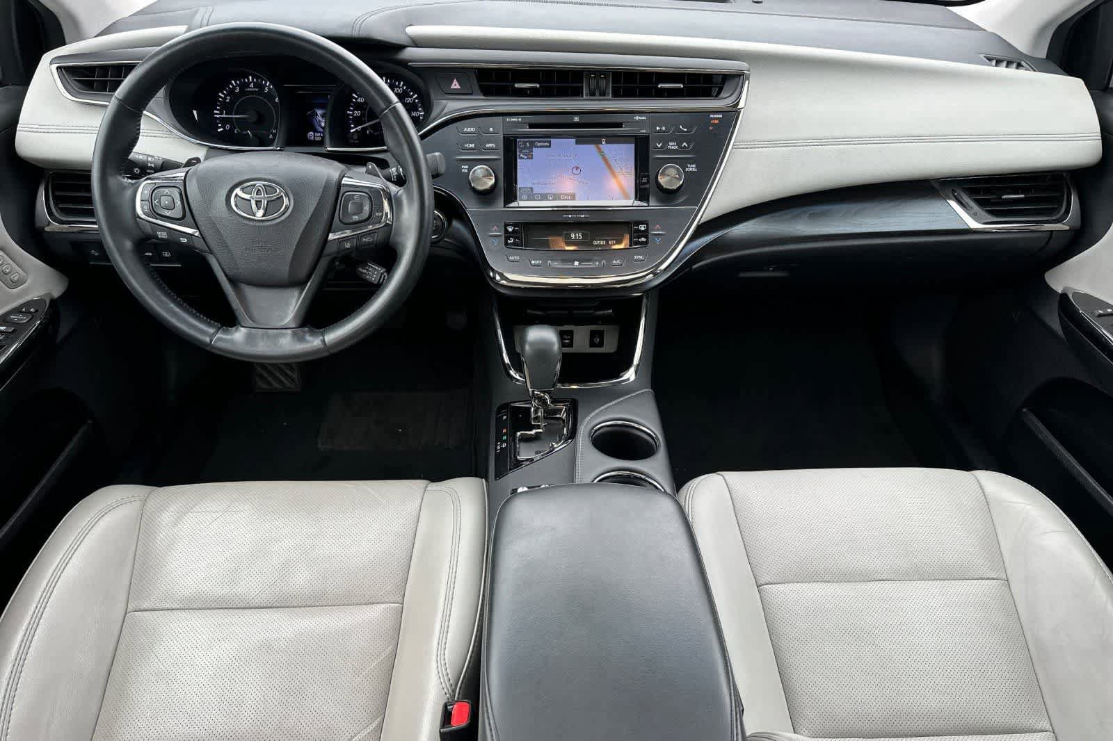 Used 2018 Toyota Avalon Limited w/ Carpet Mat Package FWD image 3