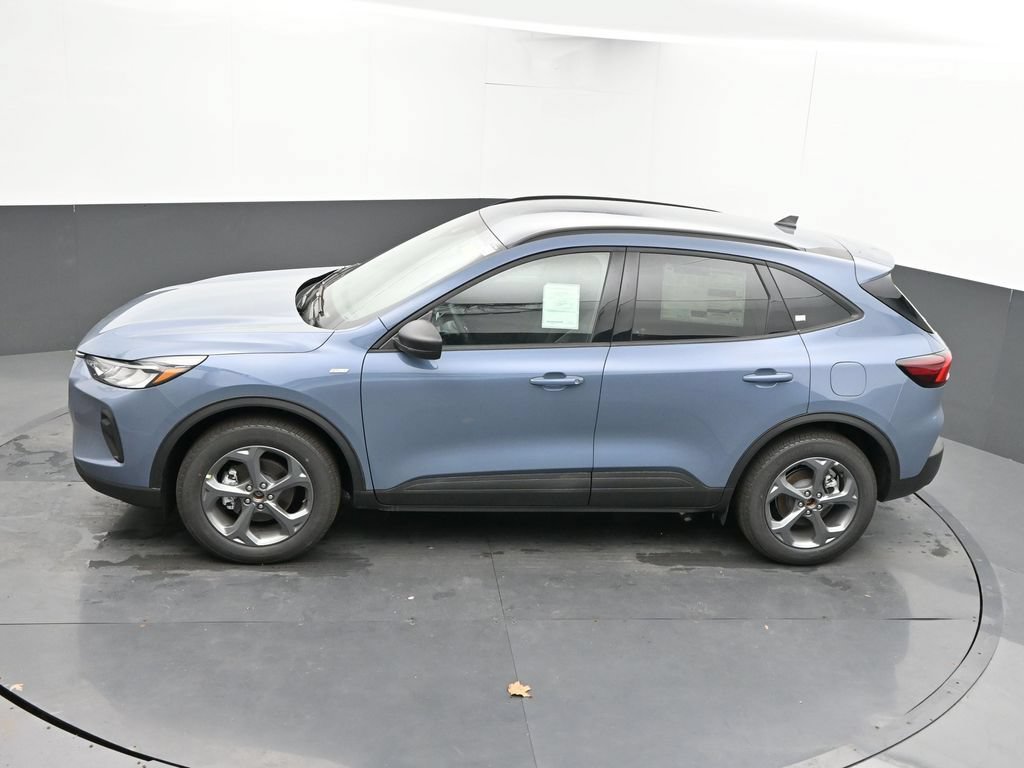 New 2026 Ford Escape ST-Line w/ Tech Pack #1 AWD/4WD image 40