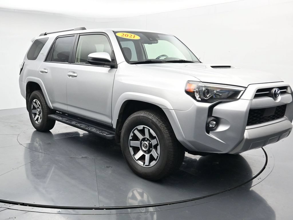 Used 2021 Toyota 4Runner TRD Off-Road AWD/4WD image 2