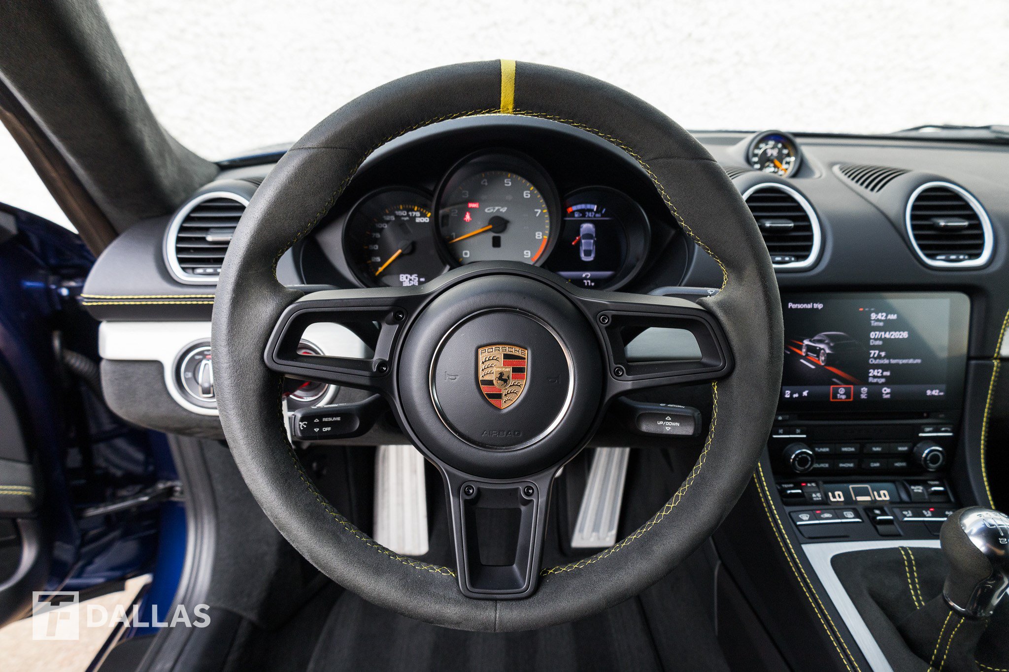 Used 2023 Porsche 718 Cayman GT4 RWD image 28