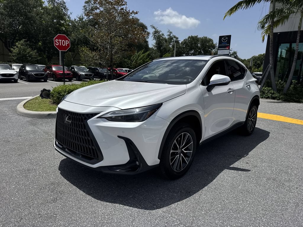 Used 2024 Lexus NX 250 FWD image 9