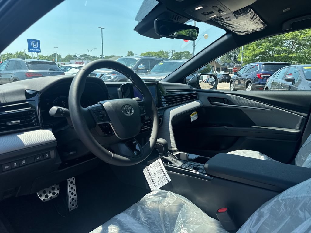 New 2026 Toyota Camry SE AWD/4WD image 13